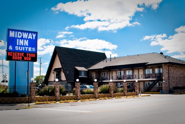 Midway Inn & Suites image 1